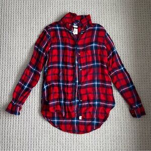 American Eagle Outfitters Red and Blue Plaid Shirt